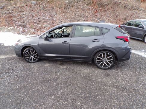 Used 2024 Subaru Impreza 2.0i Sport image 15