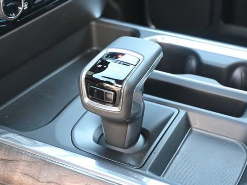 Used 2025 Chevrolet Silverado 1500 LTZ w/ LTZ Premium Package image 25