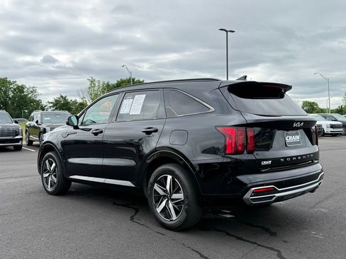 Used 2022 Kia Sorento S FWD image 7