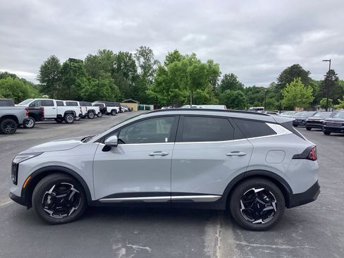 Used 2026 Kia Sportage EX w/ EX Panorama Roof Package FWD image 5