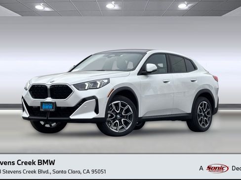 New 2026 BMW X2 xDrive28i w/ Technology Package image 1