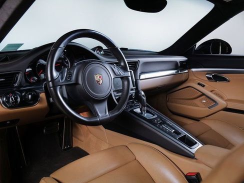 Certified 2014 Porsche 911 Turbo image 4