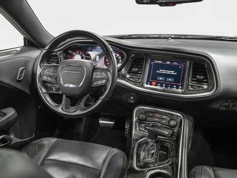 Used 2022 Dodge Challenger SXT w/ Plus Package image 26