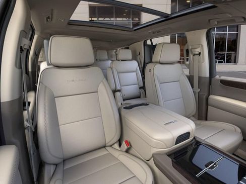New 2026 GMC Yukon Denali w/ Denali Reserve Package AWD/4WD image 16