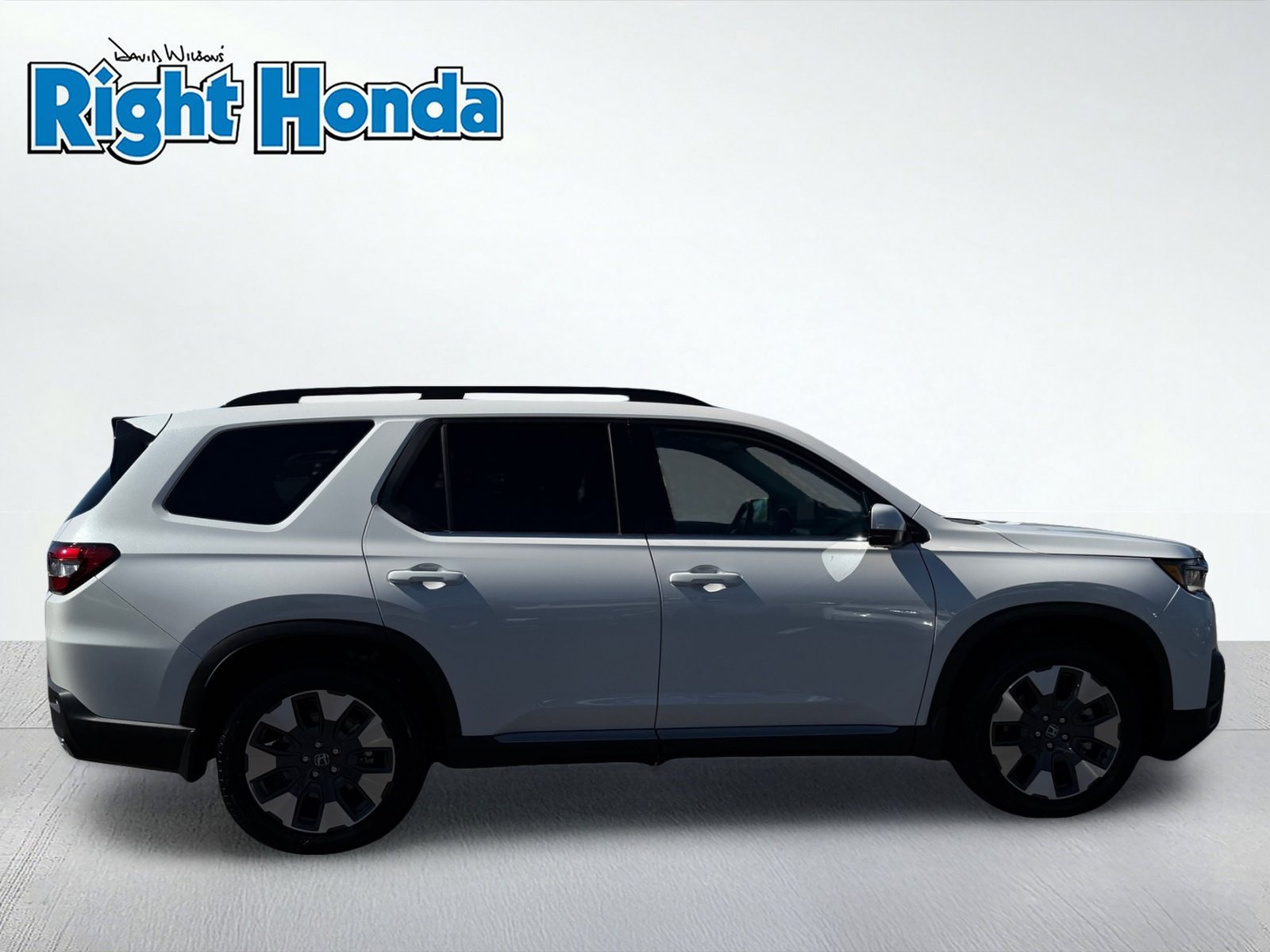 Used 2026 Honda Pilot Touring image 8