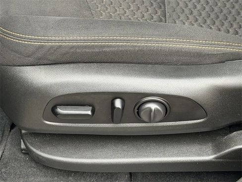 Used 2021 GMC Terrain SLE w/ Driver Convenience Package image 21