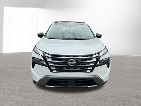 Used 2024 Nissan Rogue SL w/ SL Premium Package AWD/4WD image 8
