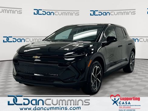 Used 2025 Chevrolet Equinox EV LT w/ Comfort Package AWD/4WD image 1