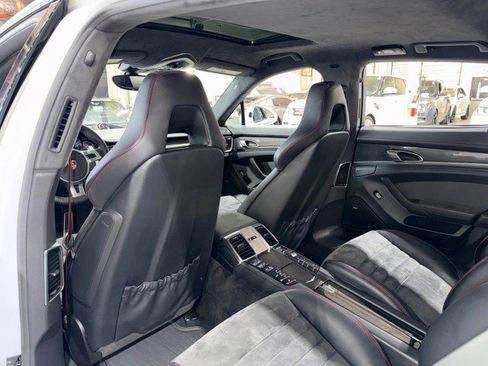 Used 2015 Porsche Panamera GTS image 11