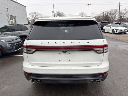 Used 2020 Lincoln Aviator Reserve w/ Equipment Group 201A image 6