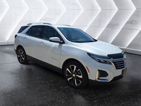 Used 2022 Chevrolet Equinox Premier FWD image 3
