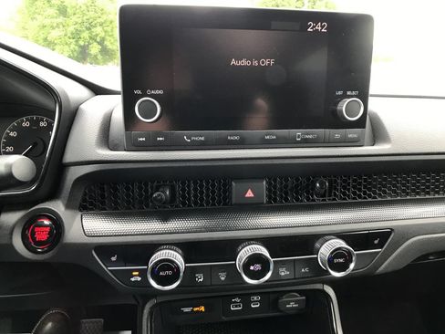 Certified 2024 Honda CR-V EX image 10