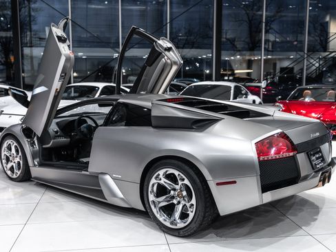 Used 2005 Lamborghini Murcielago Coupe image 39