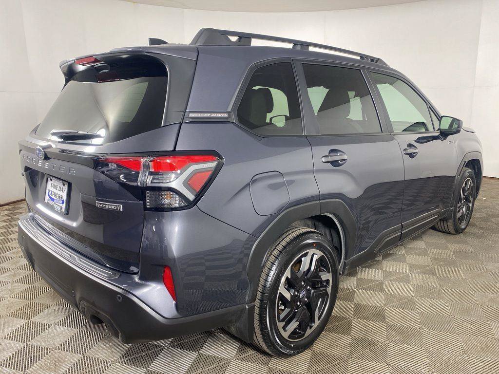 Used 2025 Subaru Forester Limited AWD/4WD image 6