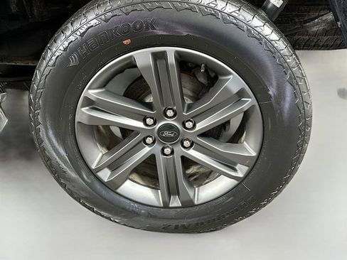 Used 2023 Ford F150 Lariat w/ Equipment Group 502A High AWD/4WD image 33