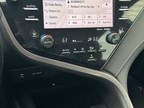 Used 2019 Toyota Camry XSE w/ Driver Assist Package FWD image 19