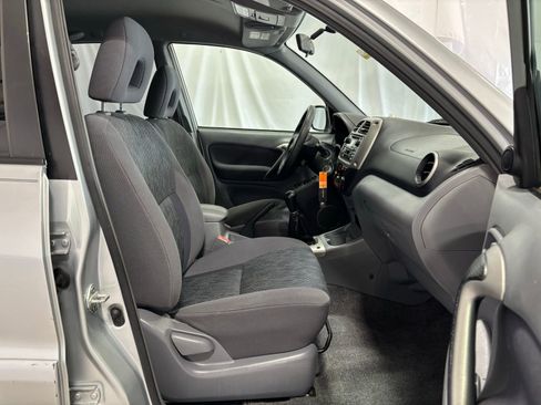 Used 2002 Toyota RAV4 2WD image 15