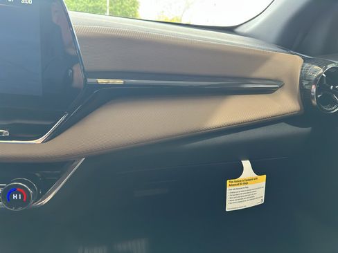 New 2026 Chevrolet Equinox ACTIV w/ LPO, Floor Liner Package image 33