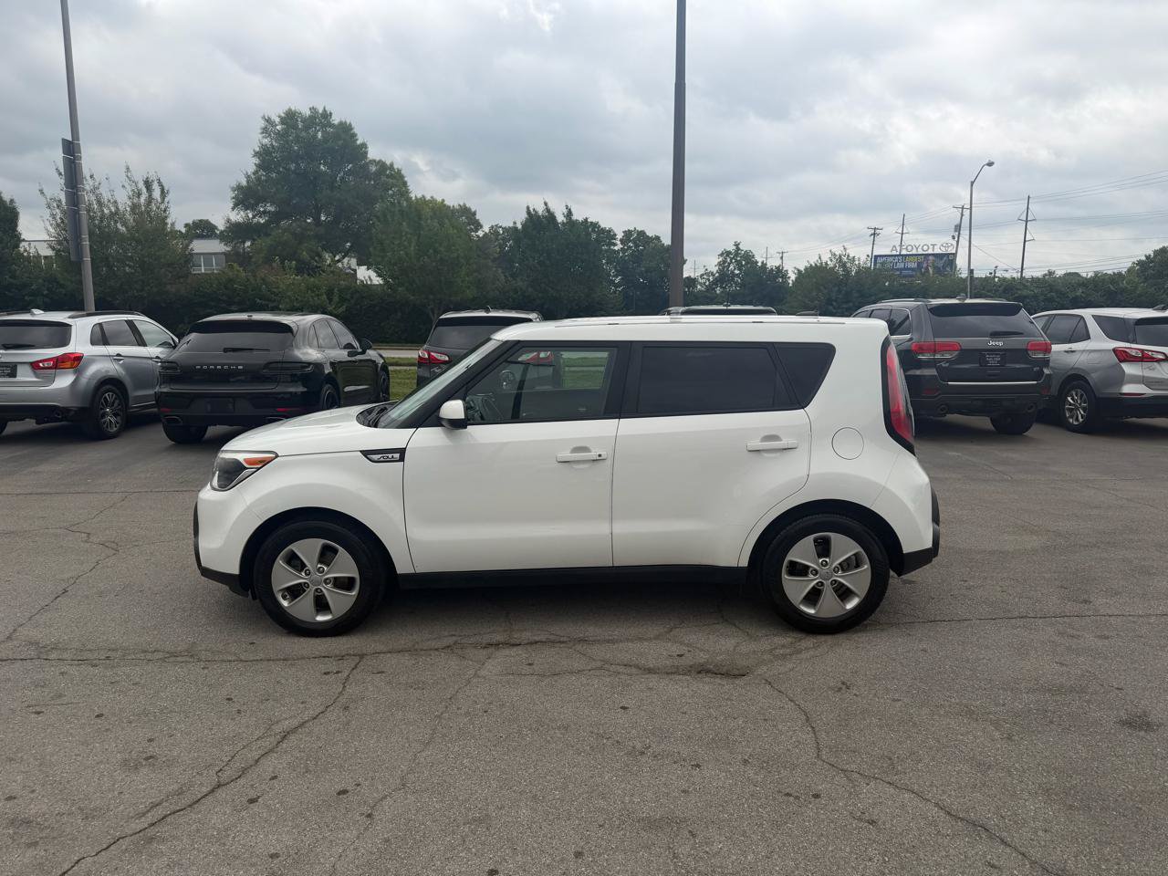 Used 2016 Kia Soul FWD image 6
