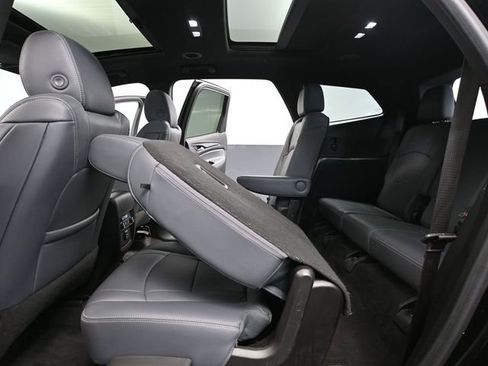 Used 2022 Buick Enclave Essence w/ Experience Buick Package image 45