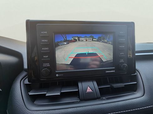 Used 2021 Toyota RAV4 XLE image 63