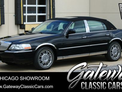 Used 2006 Lincoln Town Car Designer Series