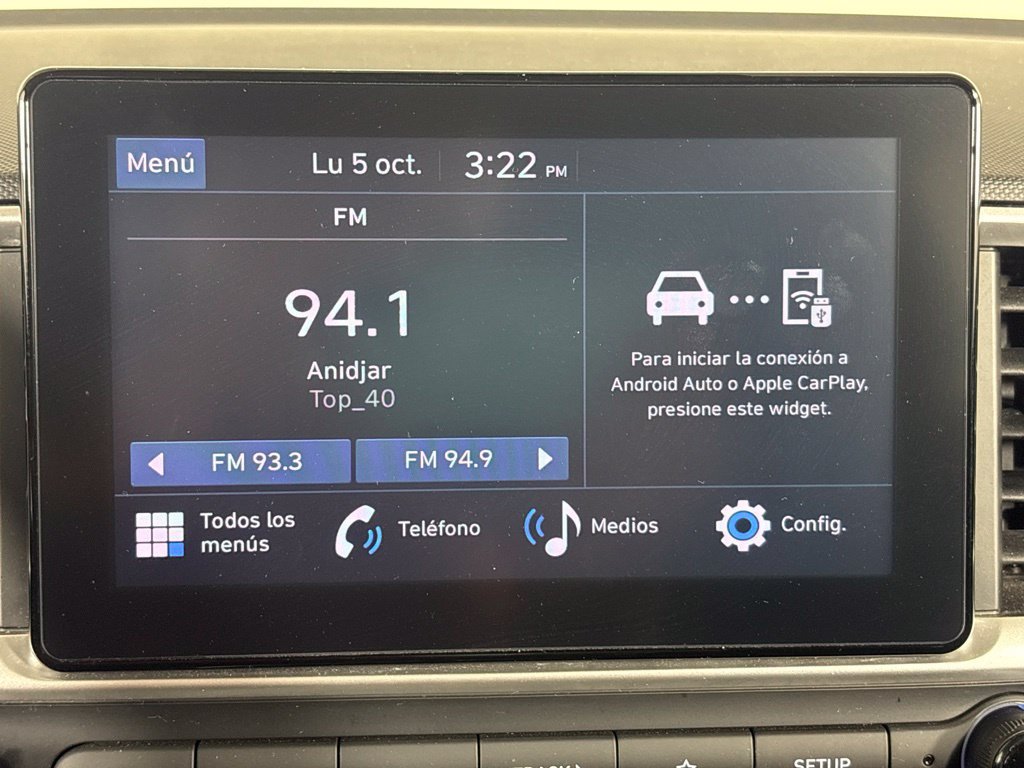 Used 2024 Hyundai Venue SEL FWD image 23