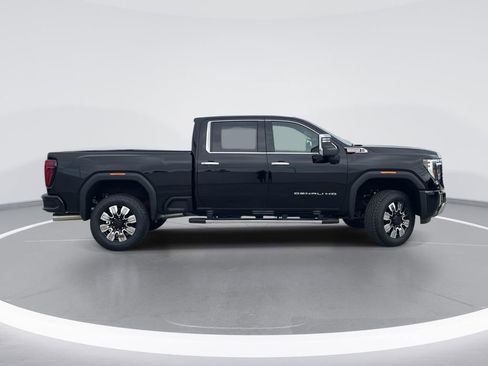 New 2026 GMC Sierra 3500 Denali image 2