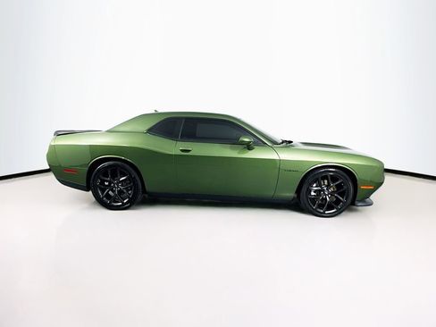 Used 2022 Dodge Challenger R/T w/ Driver Convenience Group image 11