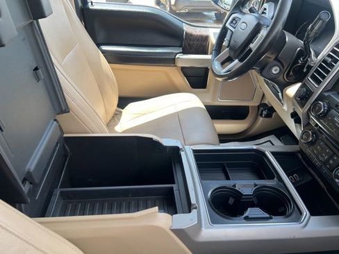 Used 2017 Ford F350 Lariat w/ Lariat Value Package image 31