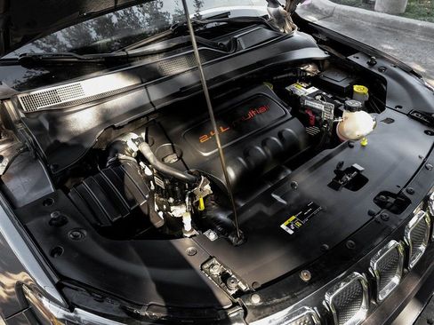 Used 2022 Jeep Compass Limited image 62