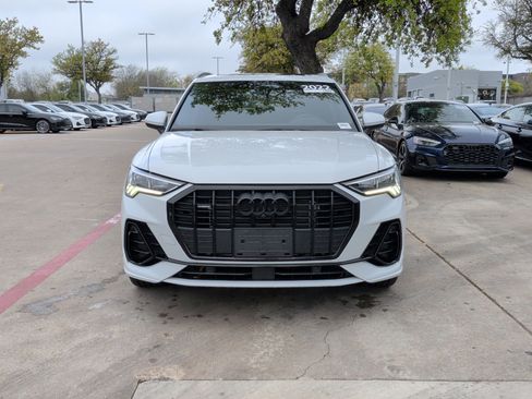 Used 2022 Audi Q3 2.0T Premium Plus w/ Premium Plus Package image 3