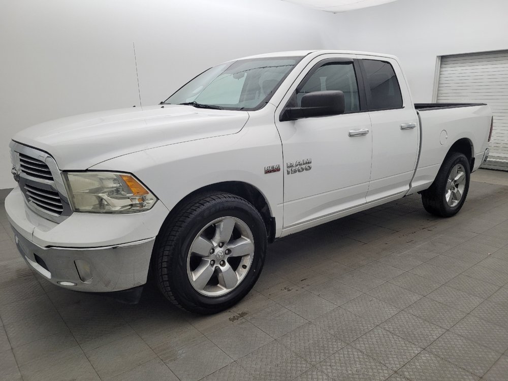 Used 2016 RAM 1500 Big Horn RWD image 2
