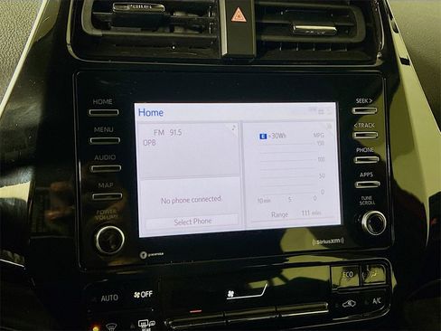 Certified 2022 Toyota Prius LE image 14