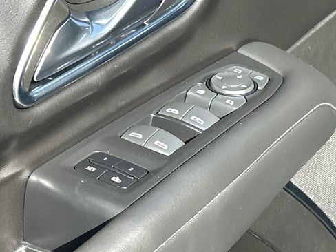 Used 2023 Chevrolet Tahoe Z71 w/ Z71 Off-Road Package image 23