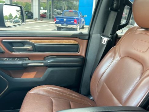 Used 2019 RAM 1500 Limited AWD/4WD image 12