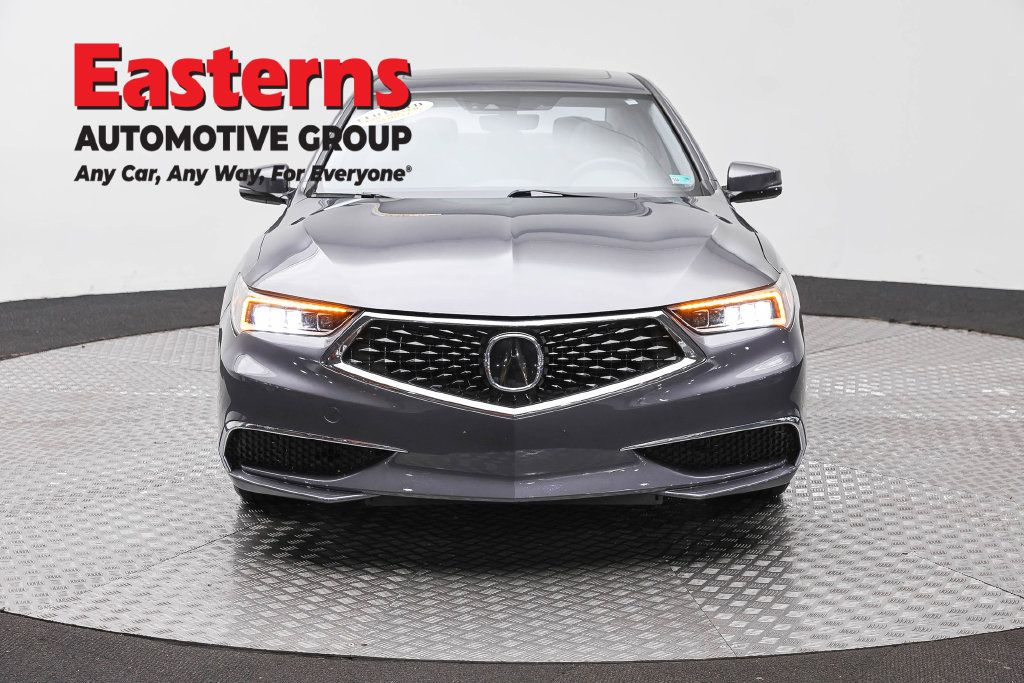 Used 2018 Acura TLX w/ Technology Package FWD image 2