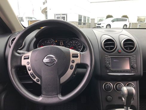 Used 2013 Nissan Rogue SV w/ Premium Pkg image 29