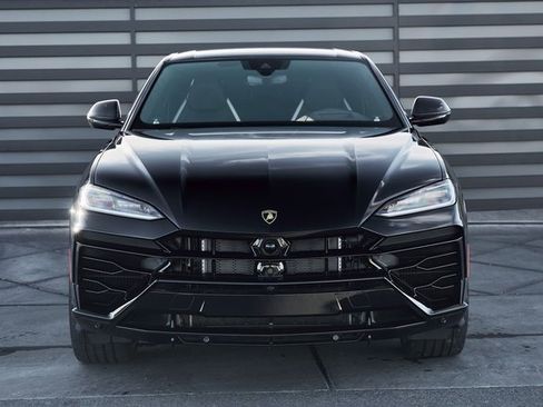 Used 2025 Lamborghini Urus SE image 15