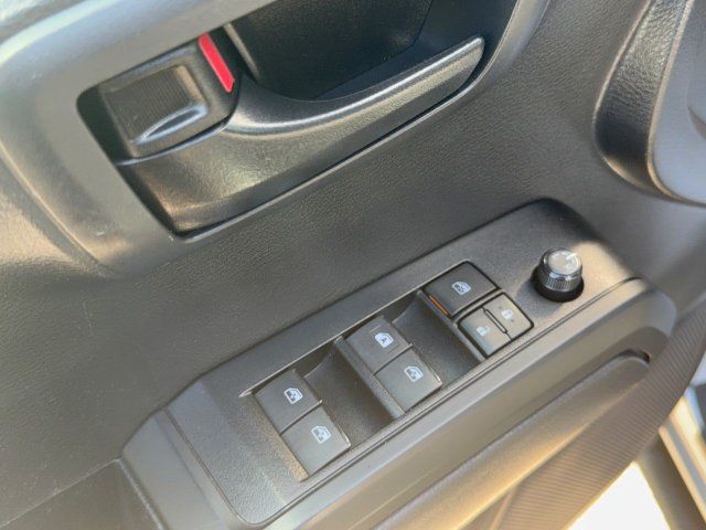 Used 2022 Toyota Tacoma SR AWD/4WD image 14