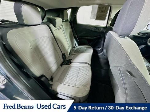 Used 2022 Ford Escape SE w/ SE Sport Appearance Package AWD/4WD image 33