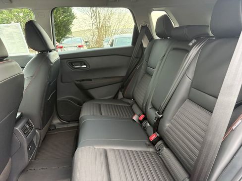 New 2026 Nissan Rogue Rock Creek image 17