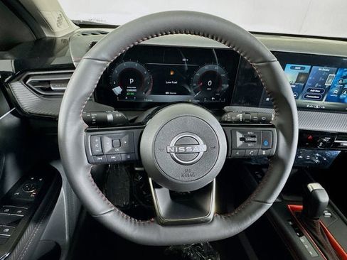 New 2026 Nissan Kicks SR w/ SR Premium Package image 10