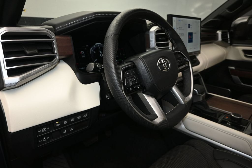 Used 2022 Toyota Tundra Capstone AWD/4WD image 12