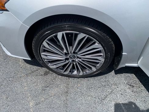 Used 2023 Nissan Altima 2.5 SL AWD/4WD image 27