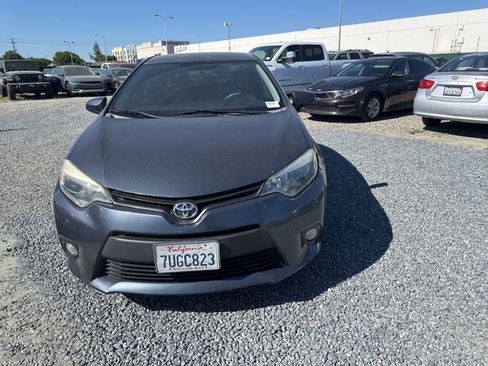 Used 2016 Toyota Corolla LE w/ Protection Package FWD image 2