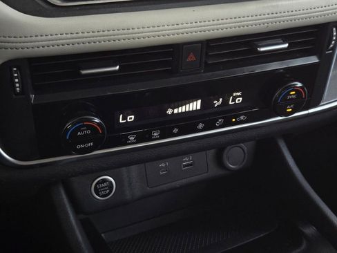 Certified 2023 Nissan Rogue SV AWD/4WD image 21