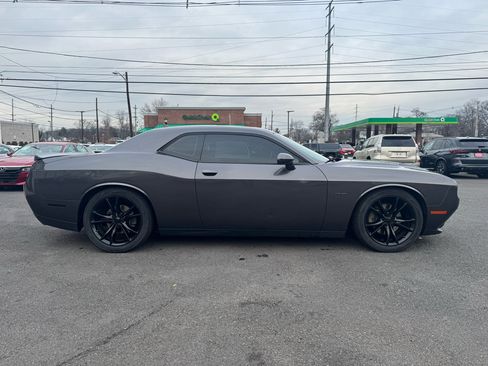 Used 2016 Dodge Challenger R/T Plus image 8