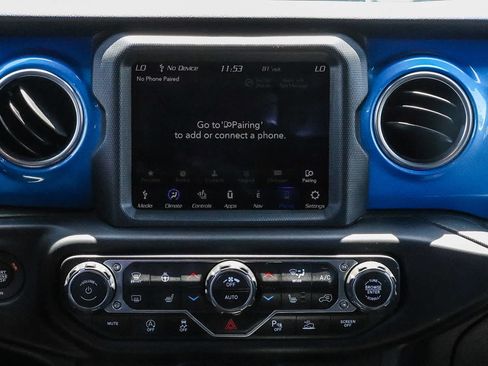 Used 2021 Jeep Gladiator Rubicon AWD/4WD image 28