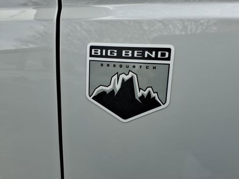 New 2026 Ford Bronco Big Bend w/ Black Diamond Package AWD/4WD image 7